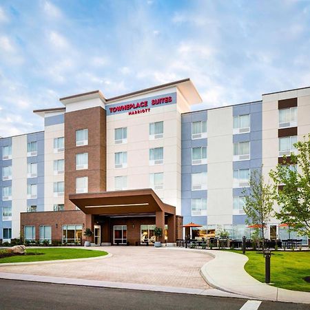 Towneplace Suites By Marriott Grand Rapids Airport Southeast Exteriör bild