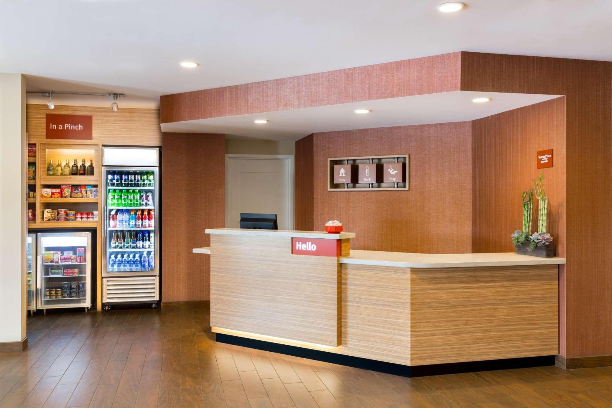 Towneplace Suites By Marriott Grand Rapids Airport Southeast Exteriör bild