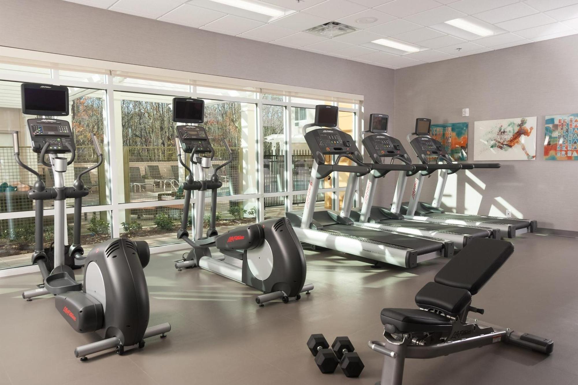 Towneplace Suites By Marriott Grand Rapids Airport Southeast Exteriör bild