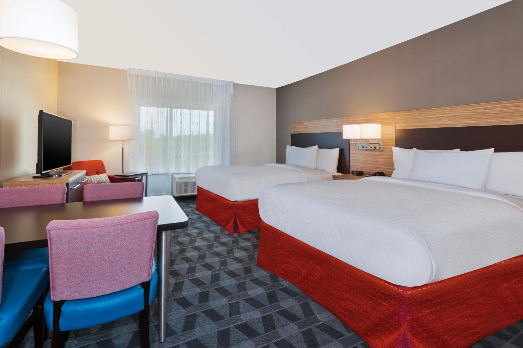 Towneplace Suites By Marriott Grand Rapids Airport Southeast Exteriör bild
